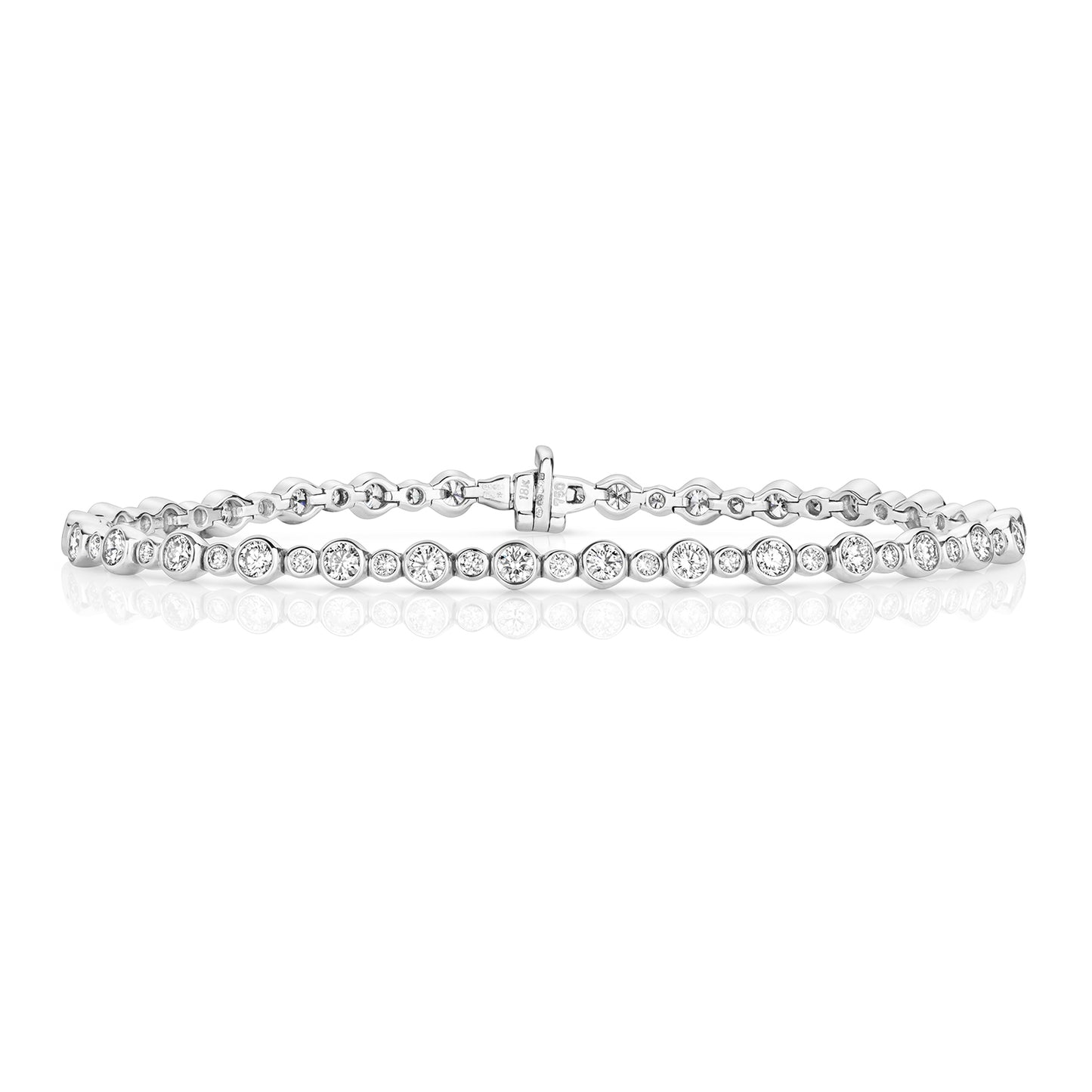 ALTERNATING DIAMOND TENNIS BRACELET ON WHITE BACKGROUND