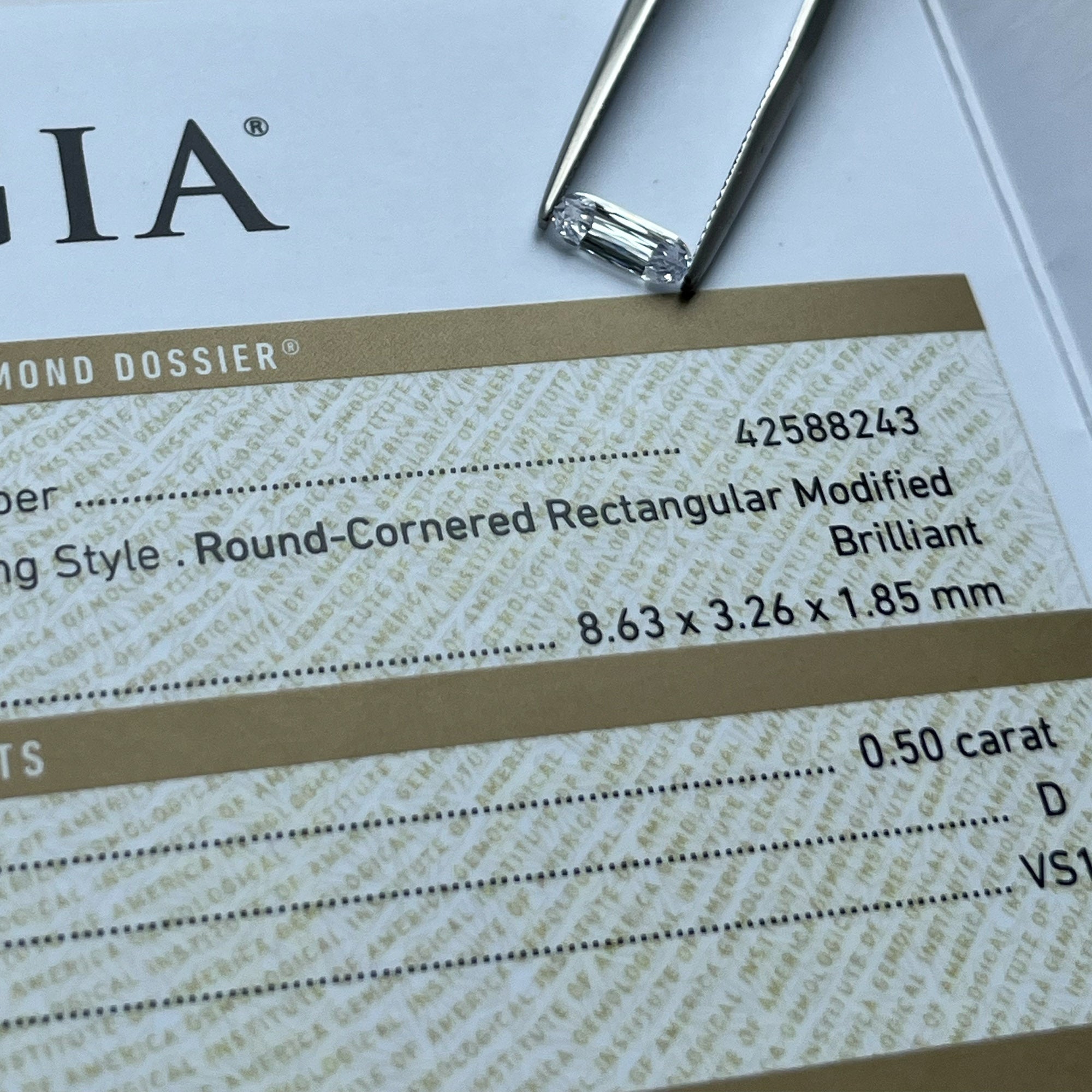 What is the Best Diamond Colour?